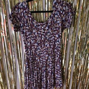 Vintage floral dress!